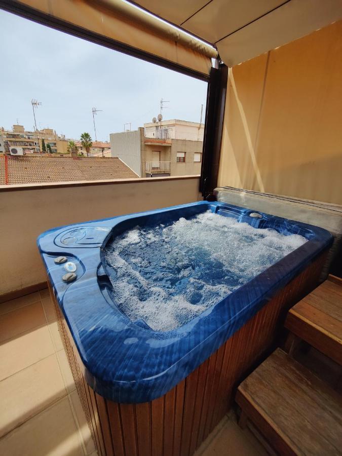 Hostal Manel Pineda De Mar Exterior foto